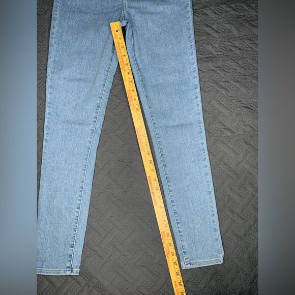 Levi’s 720 Light Blue Women Jeans - Picture 8 of 12